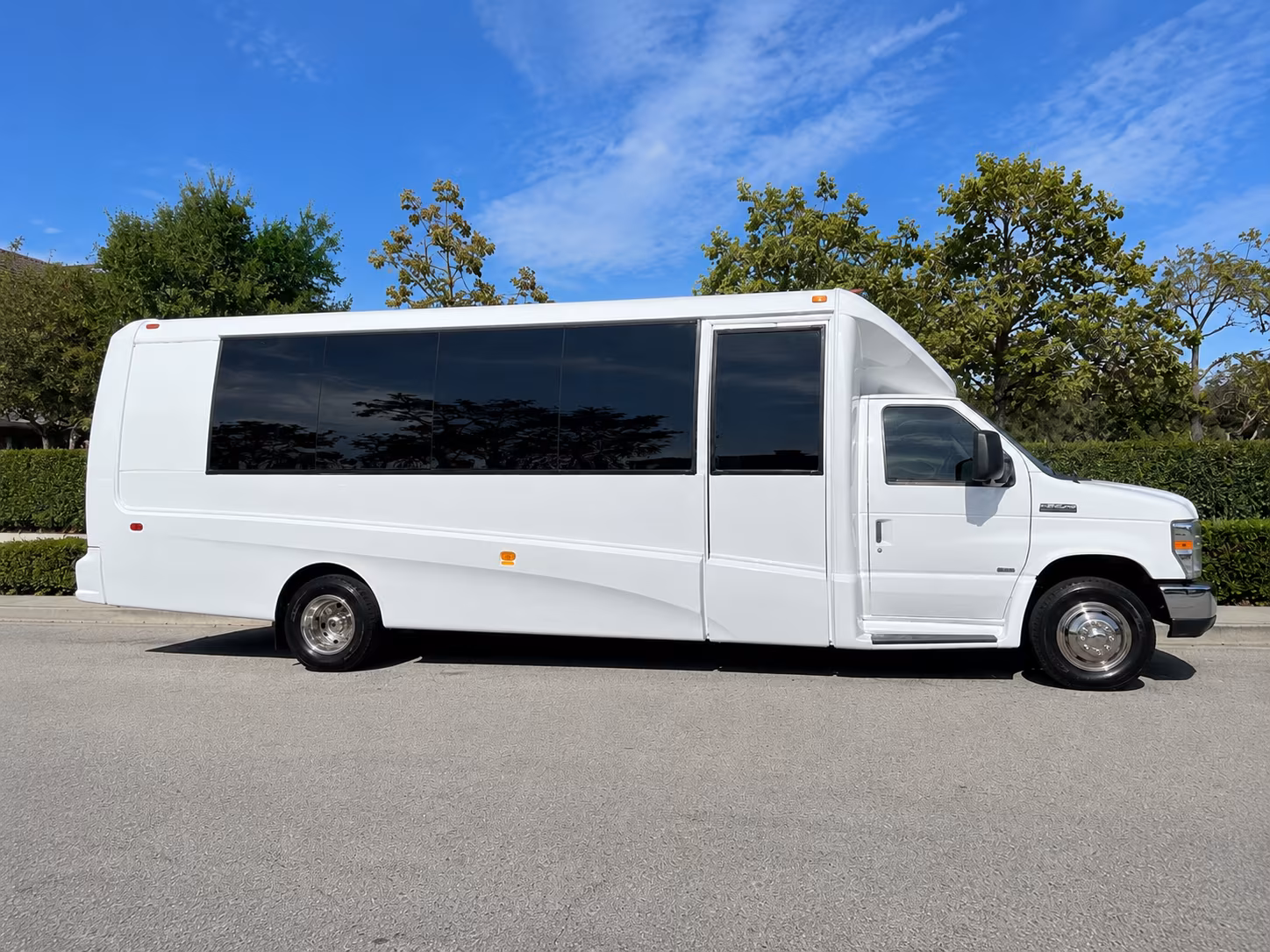 charter a bus from mentor to ohio state football in columbus