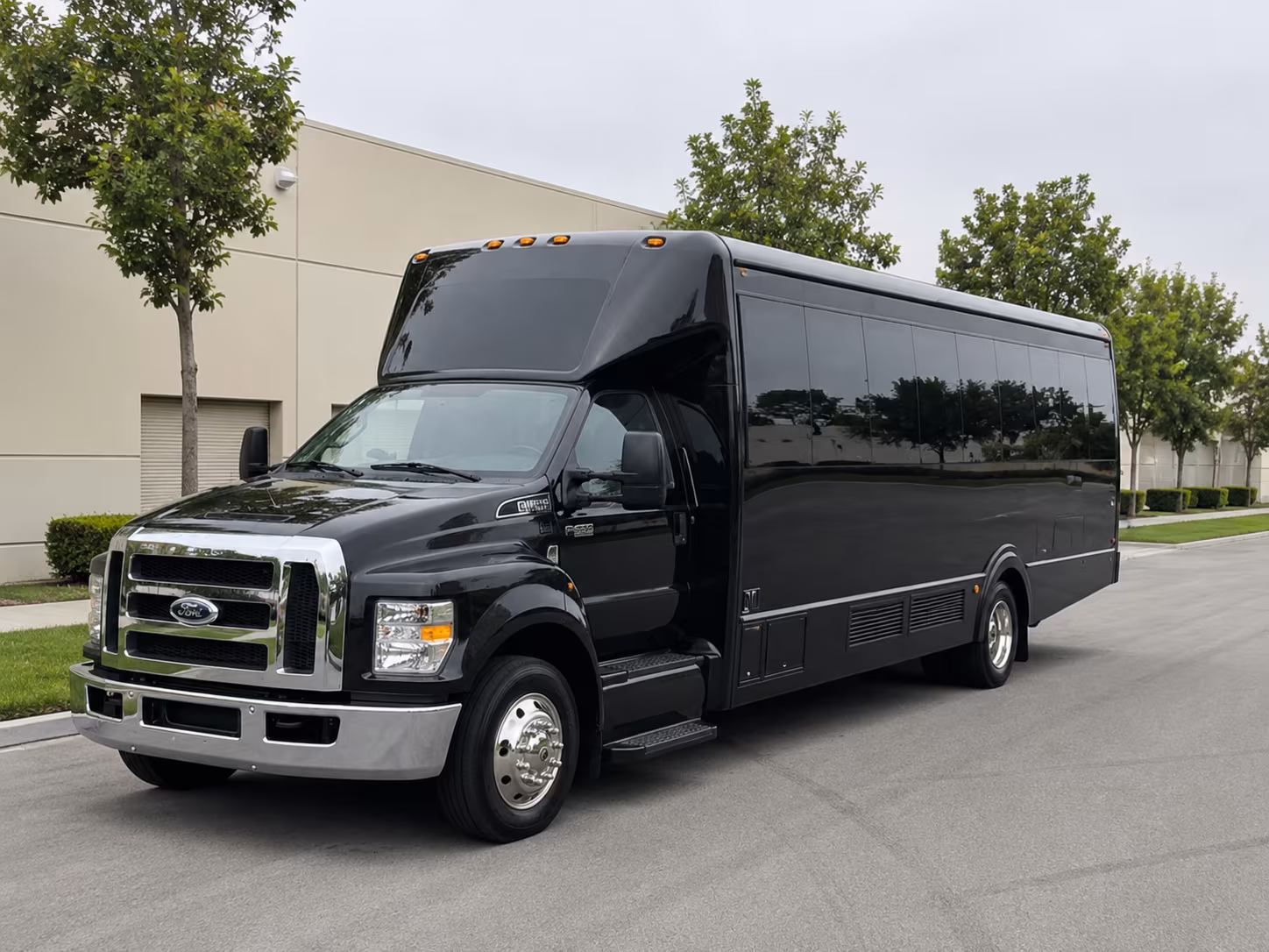 cincinnati secure a cincinnati bus rental for your government travel