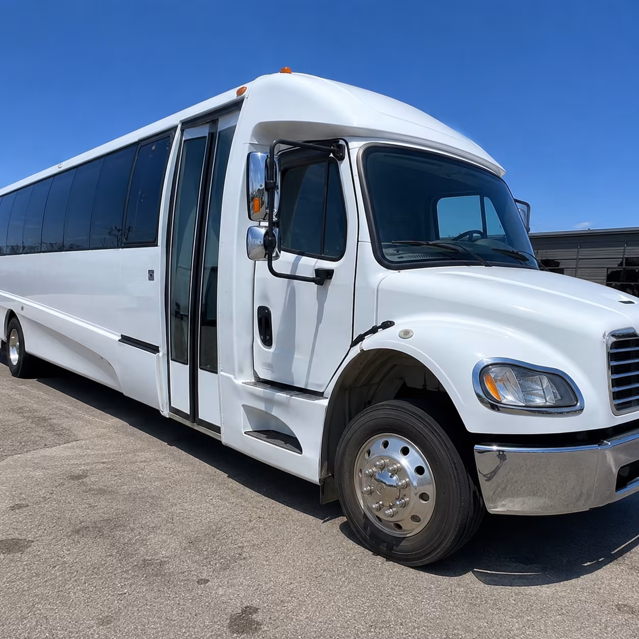 cleveland private charter bus event transportation in cleveland