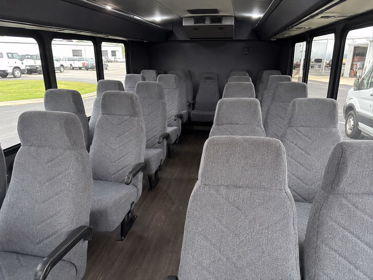 detroit wedding charter bus rentals in detroit