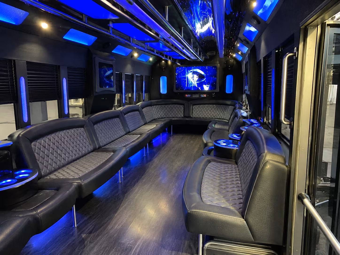 mentor 28 passenger party bus interior