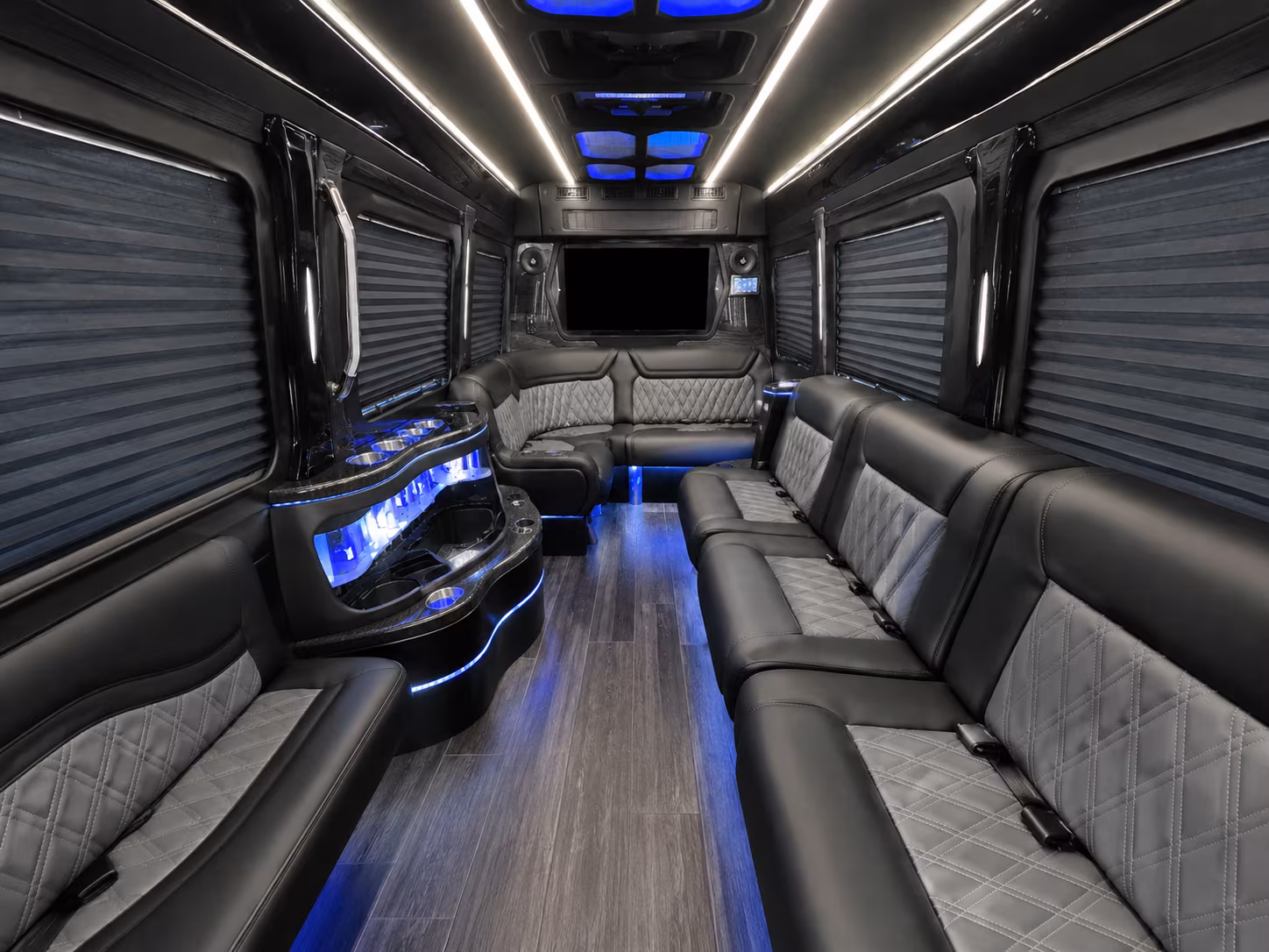 mentorcharterbuscompany com connects you to airport transfers and corporate travel from mentor